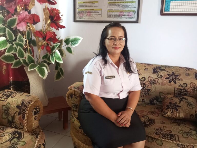 SD Negeri 81 Loreng Manado Budayakan Kebiasaan Membaca