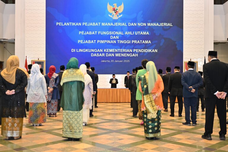 Sebanyak 40 Pejabat Dilantik Mendikdasmen Abdul Mu’ti