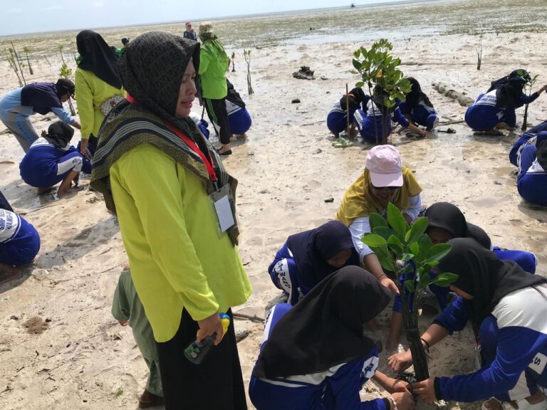 Pendidikan Berkelanjutan di Sekolah, Murid Belajar Menjaga Lingkungan Lewat Kebiasaan Sehari-hari