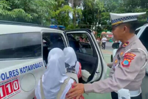 POLANTAS Jadi Solusi Antar Jemput Siswa, Polres Kotamobagu Hadirkan Layanan Gratis Untuk Pelajar