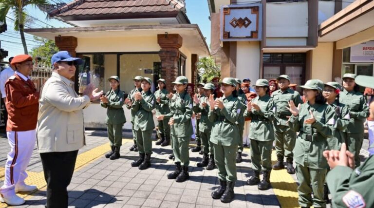 Tinjau SRMP 17 Tabanan, Presiden Prabowo Tegaskan Pendidikan Sebagai Jalan Mewujudkan Kehidupan Yang Layak