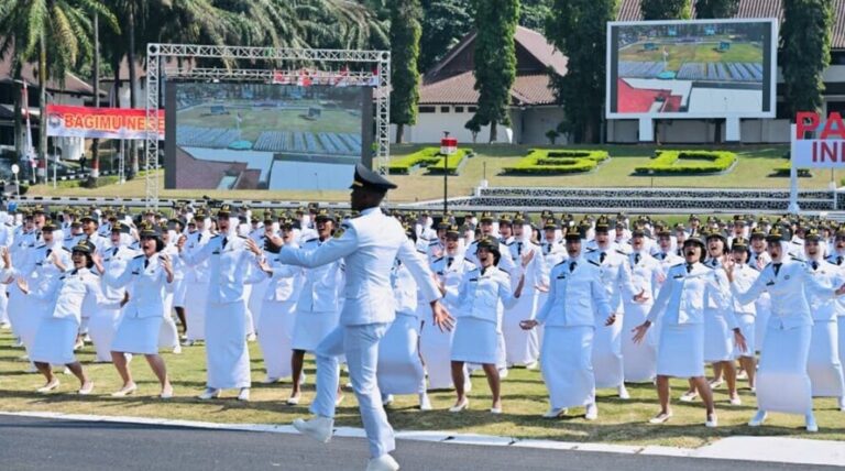Dilantik Presiden Prabowo, Lulusan Terbaik IPDN Angkatan XXXIII Buktikan Prestasi Lahir dari Kerja Keras, Doa, dan Ketekunan