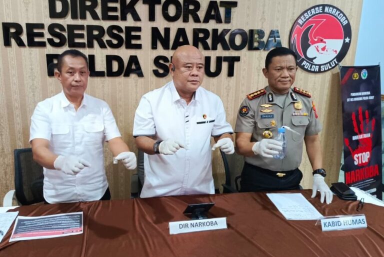 Polda Sulut Bongkar Jaringan Narkotika, 110 Paket Sabu Disita dan Enam Pelaku Diamankan